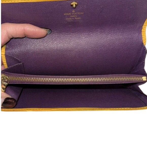 Louis Vuitton EPI Leather Porte Tresor International Tassel Yellow Wallet w/COA - Picture 7 of 10